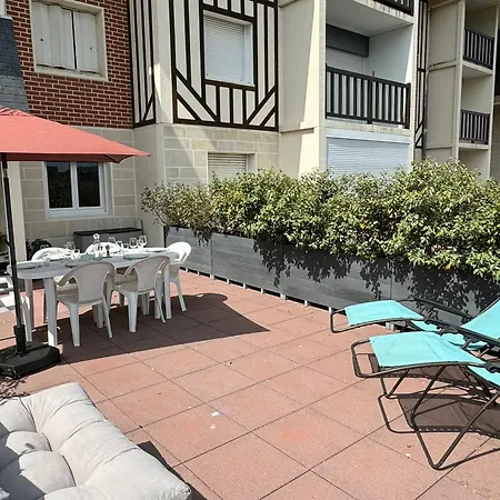 Cabourg, 3* En Bord De Mer, Acces Direct Plage, Parking - Fr-1-487-371 Appartement