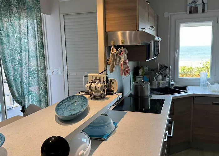 Cabourg, 3* En Bord De Mer, Acces Direct Plage, Parking - Fr-1-487-371 *